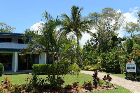 Apollo Jewel Beachfront Apartments - Goulburn Accommodation 4