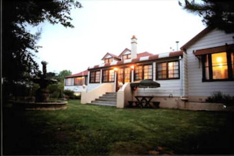 Sirens Bed & Breakfast - Goulburn Accommodation 0