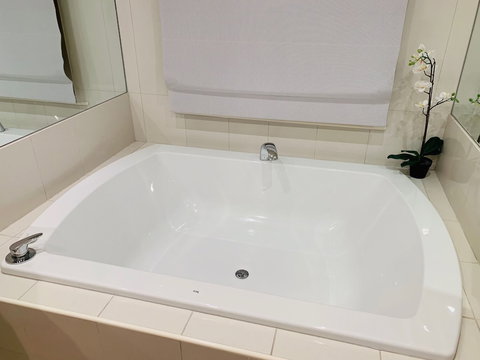 The Bluff Resort Apartments - Goulburn Accommodation 4