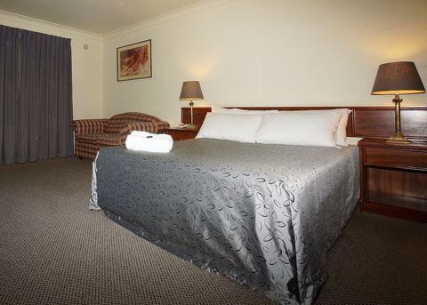 Seaton Arms Motor Inn - Goulburn Accommodation 2