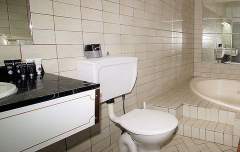 Seaton Arms Motor Inn - Goulburn Accommodation 6