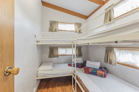 Apollo Bay Holiday Park - Goulburn Accommodation 5