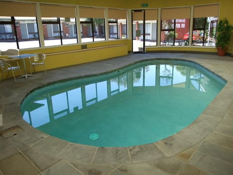 Abbotswood Motor Inn - Goulburn Accommodation 4