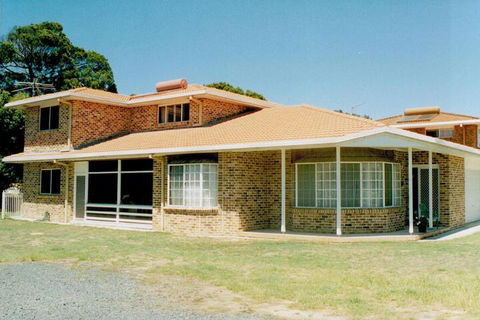 Anoyster On The Beach Sawtell - Goulburn Accommodation 6