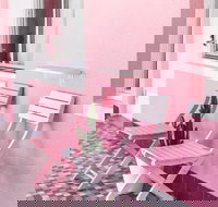 The Pink Hotel Coolangatta - Goulburn Accommodation