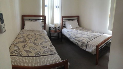 Santa Fe Apartments - Goulburn Accommodation 5