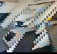 Budget on the Lake - Goulburn Accommodation