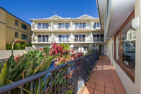 Yamba Beach Motel - Goulburn Accommodation 0