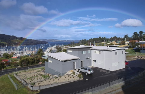 The Cove Kettering - Goulburn Accommodation 4