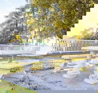 The Quarters Forresters Beach - Goulburn Accommodation