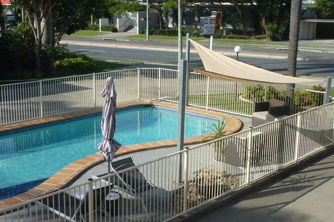 Jadran Motel & El Jays Holiday Lodge - Goulburn Accommodation 3