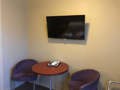 The Astor Hotel Motel - Goulburn Accommodation 5