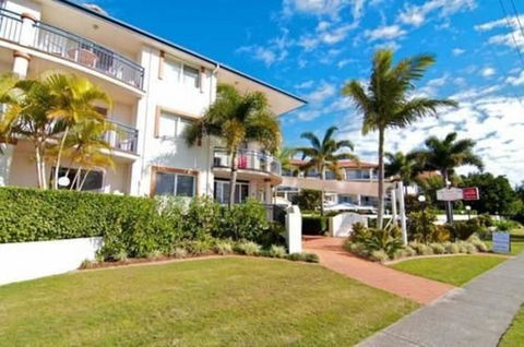 Blue Water Bay Luxury Villas - Goulburn Accommodation 2