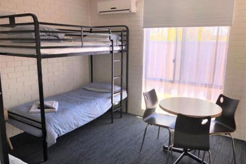 Amaroo Motel - Goulburn Accommodation 5