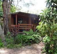 Samurai Beach Bungalows Port Stephens YHA - Goulburn Accommodation