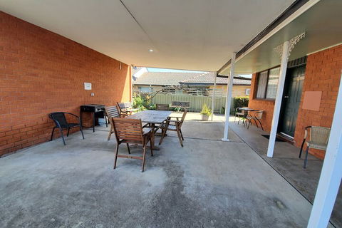 Roydons Motor INN - Goulburn Accommodation 3