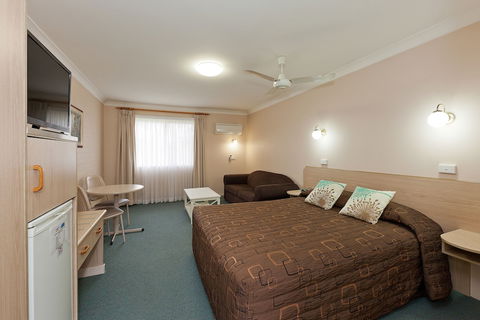 Abraham Lincoln Motel - Goulburn Accommodation 0