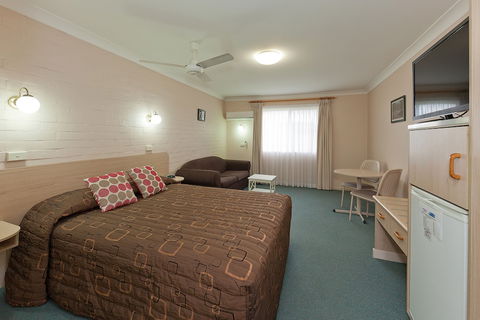Abraham Lincoln Motel - Goulburn Accommodation 4