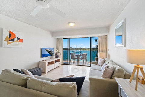 Aqua Linea - Goulburn Accommodation 7