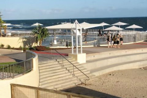Sea Point Ocean Apartments - Goulburn Accommodation 7
