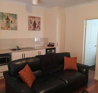 Hahndorf Oak Tree Cottages - Goulburn Accommodation