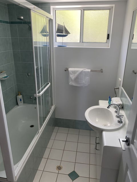 Aqua Promenade Beachfront Apartments - Goulburn Accommodation 5