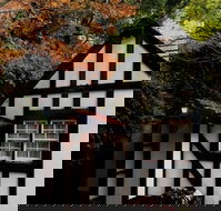 Tudor Cottages Mt Dandenong - Goulburn Accommodation