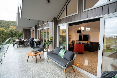 Adventure Bay Retreat - Goulburn Accommodation 2