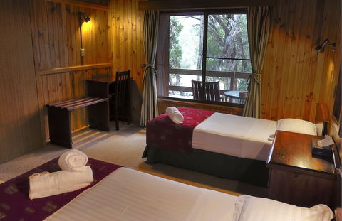 Granite Belt Brewery Retreat - Goulburn Accommodation 4