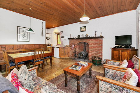Blackwood Park Cottages - Goulburn Accommodation 3