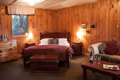 Balingup Heights Hilltop Forest Cottages - Goulburn Accommodation 6