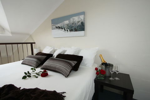 Summit Ridge Alpine Lodge - Goulburn Accommodation 6
