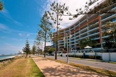Silvershore Apartments On The Broadwater - Goulburn Accommodation 0