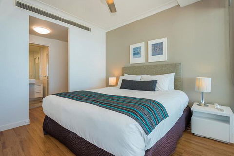 Silvershore Apartments On The Broadwater - Goulburn Accommodation 2