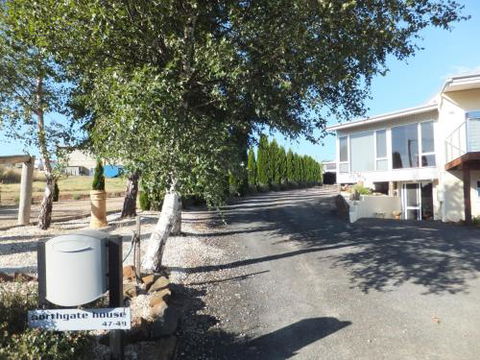 Northgate House Apartment - Goulburn Accommodation 3