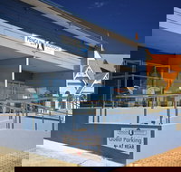 Penguin Beachfront Apartments - Goulburn Accommodation