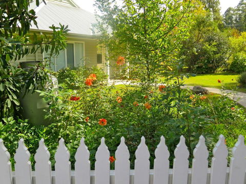 Amelina Cottages - Goulburn Accommodation 1