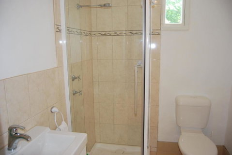 Jacaranda Cottage - Goulburn Accommodation 2