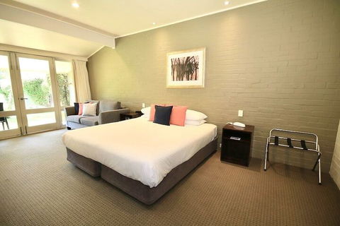 Briars Country Lodge - Goulburn Accommodation 3