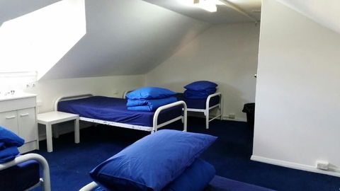 Summer House Backpackers - Goulburn Accommodation 6