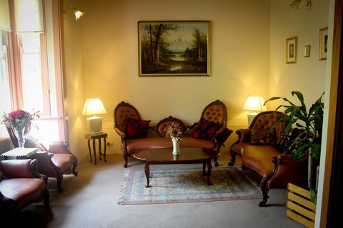 Hotel Avonleigh - Goulburn Accommodation 5
