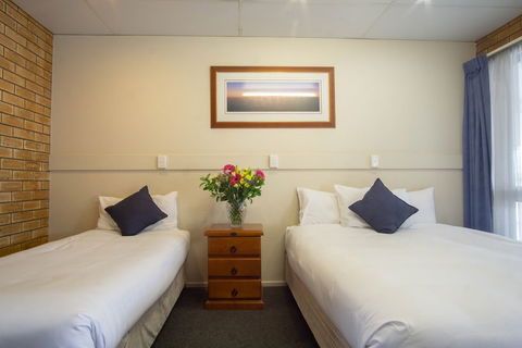 Acacia Motor Inn - Goulburn Accommodation 3