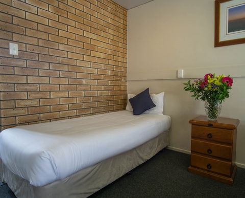 Acacia Motor Inn - Goulburn Accommodation 6