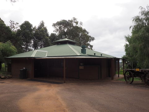 Augusta Sheoak Chalets - Goulburn Accommodation 0