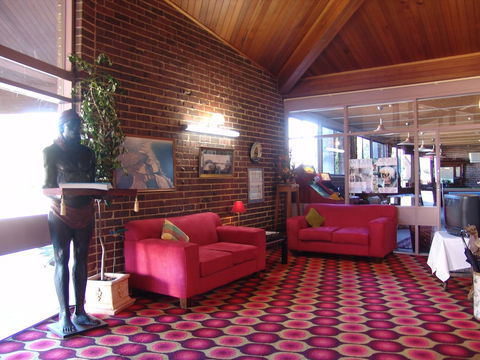 Apollon Motor Inn - Goulburn Accommodation 3