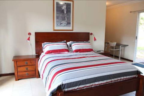 Avocados Accommodation - Goulburn Accommodation 6