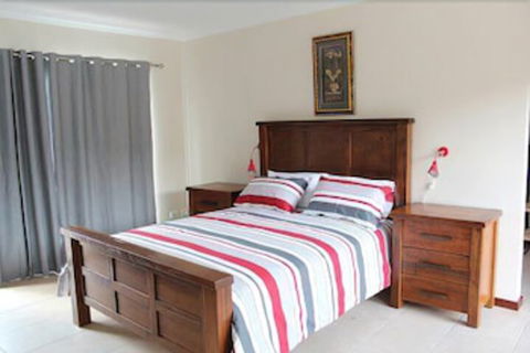 Avocados Accommodation - Goulburn Accommodation 4