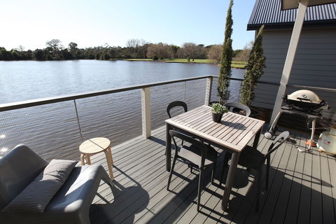 Lakeside Villas At Crittenden - Goulburn Accommodation 0