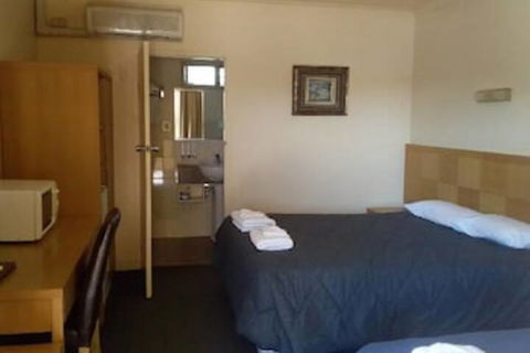 Desert Sand Motor Inn - Goulburn Accommodation 4