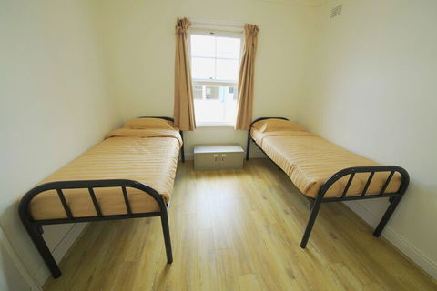 Sydney Star Backpackers - Goulburn Accommodation 4
